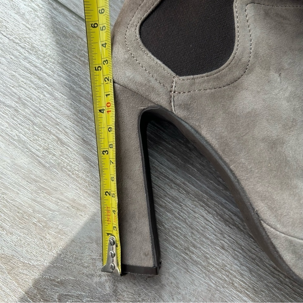 Vera Gomma Taupe  Suede Leather Chunky Heel Platform Slip On Ankle Boots - Picture 15 of 16